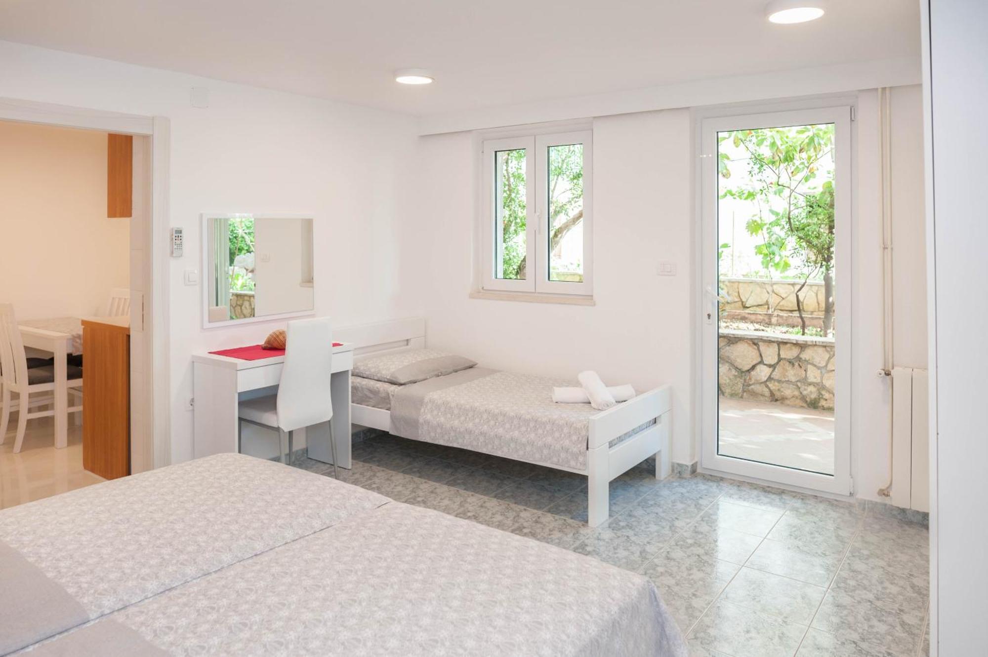 Apartments Majic 2 Хвар Екстериор снимка
