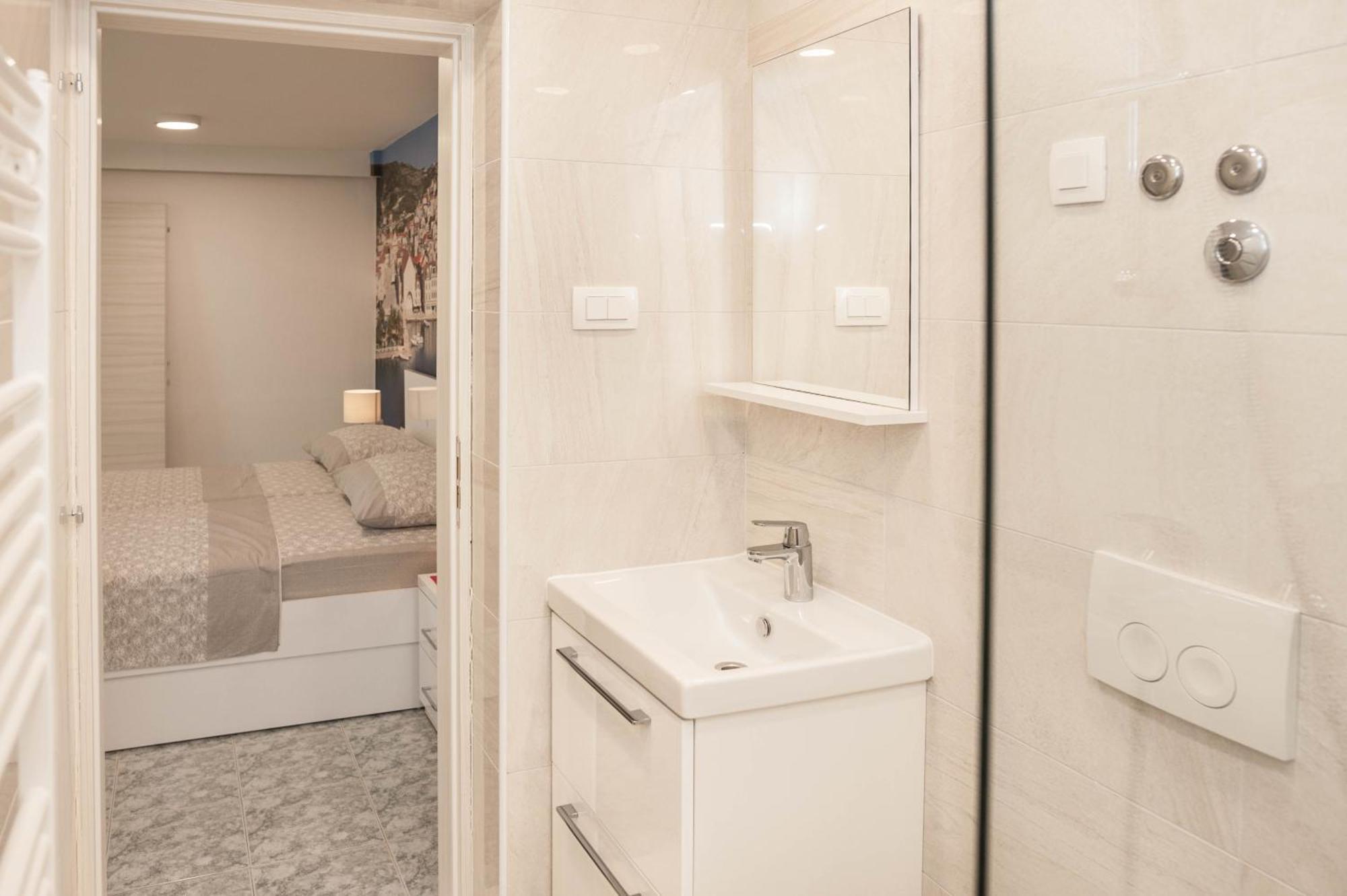 Apartments Majic 2 Хвар Екстериор снимка